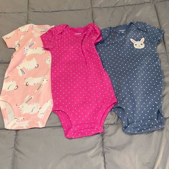 NWOT 3 pack 9m bunny rabbit onesies - Picture 1 of 3